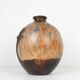 Vase ovoïde en terre cuite péruvienne de style Mochica, signe vicente ramirez 1989