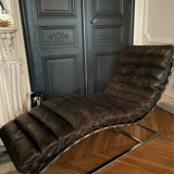 Weimar chaise longue in leather