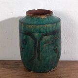 Ancient Chinese vase with plant details (c.1820) #11