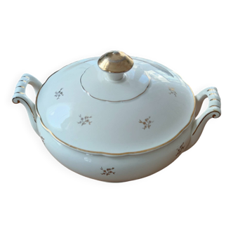 Villeroy and Boch soup tureen