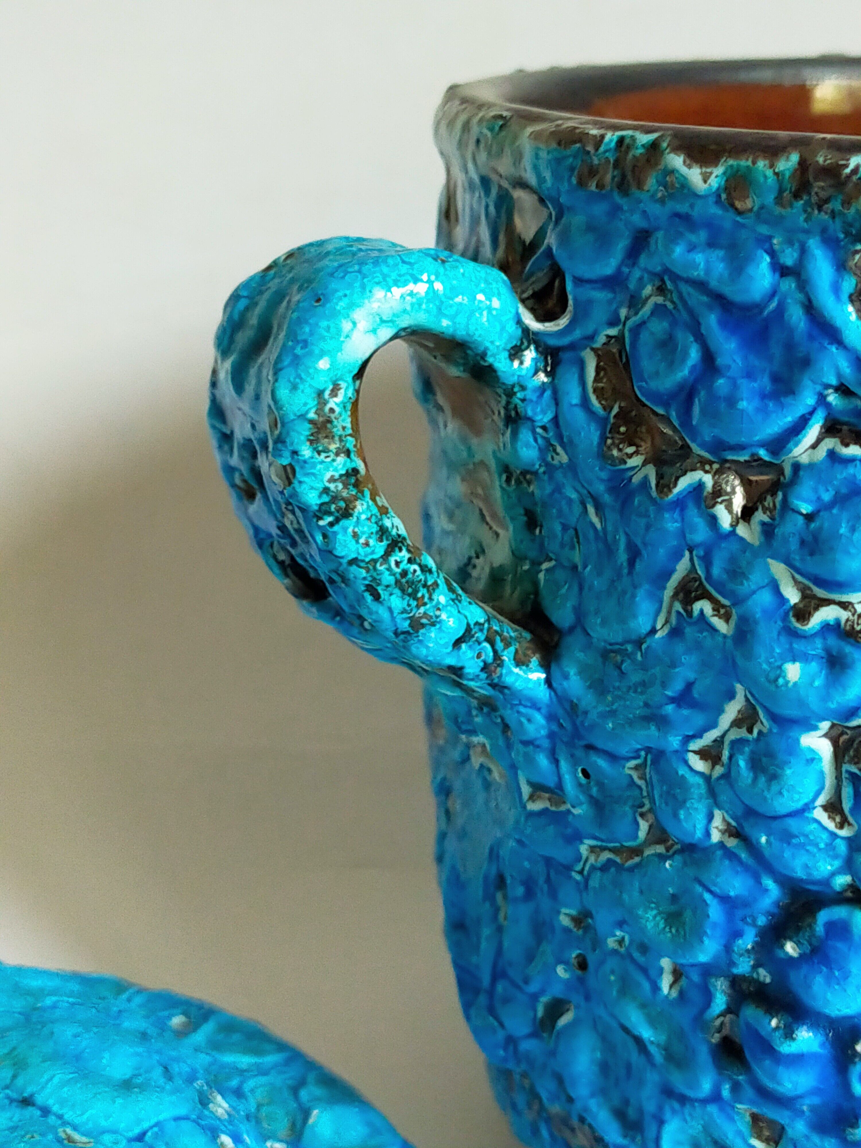 Covered ceramic pot fat-lava foam glaciers, enamels le cyclope, annecy