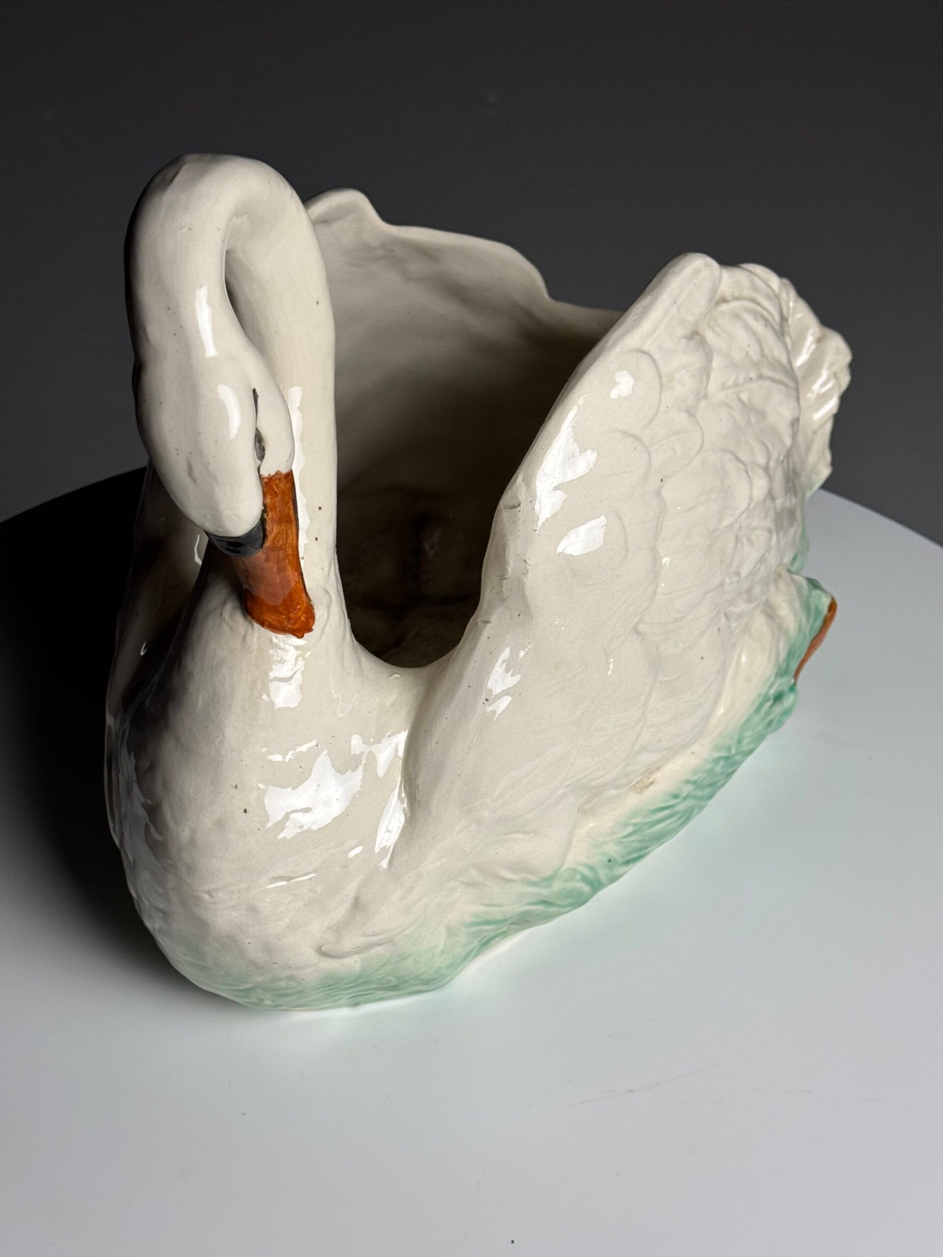 Champagne cooler vase swan vintage