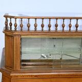 Oak apothecary counter – 1920