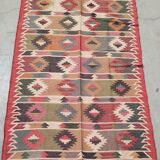 Kilim rug in jute and cotton. 150cm x 240cm