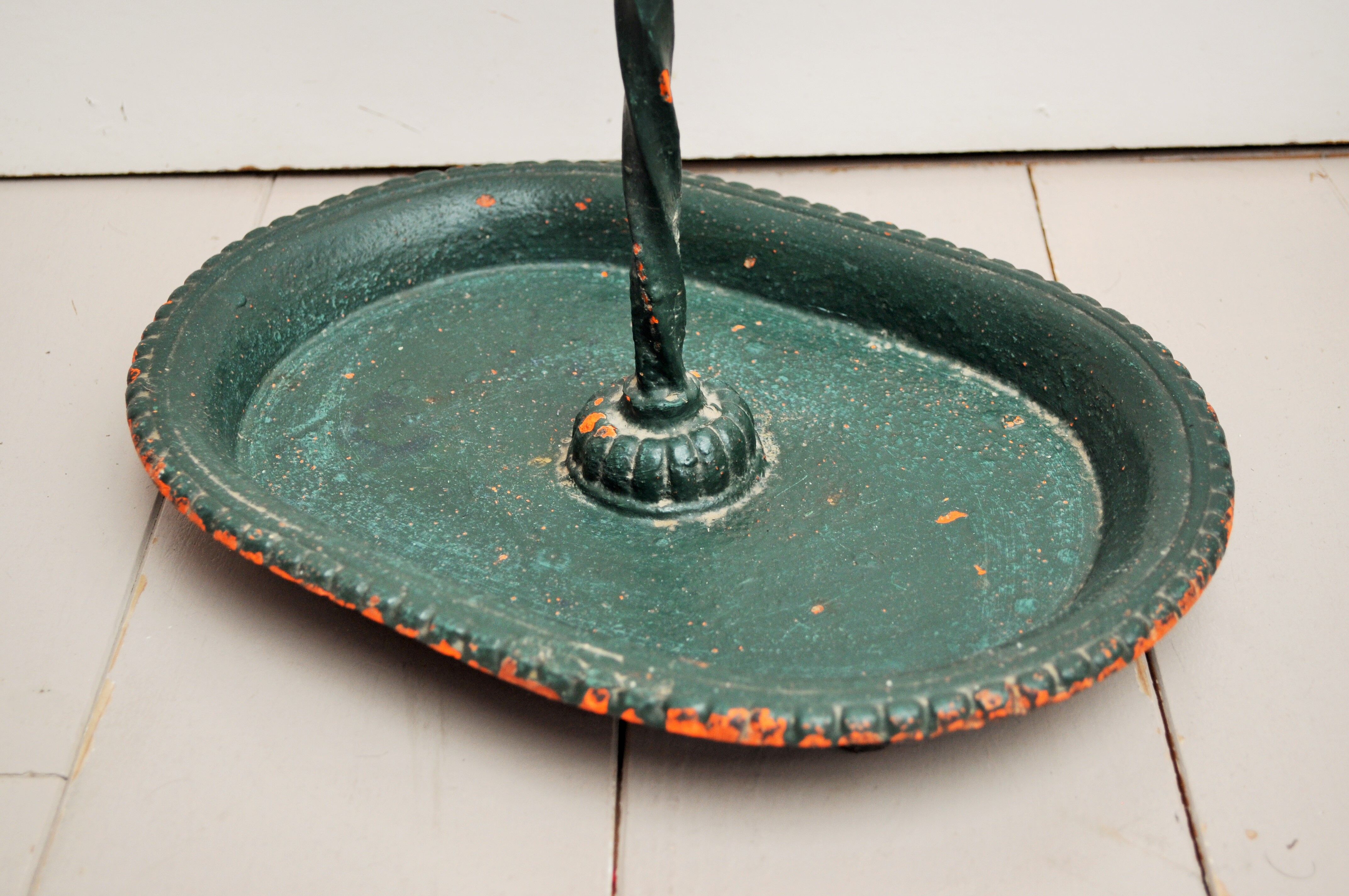 Wearing dark green metal 50s umbrella