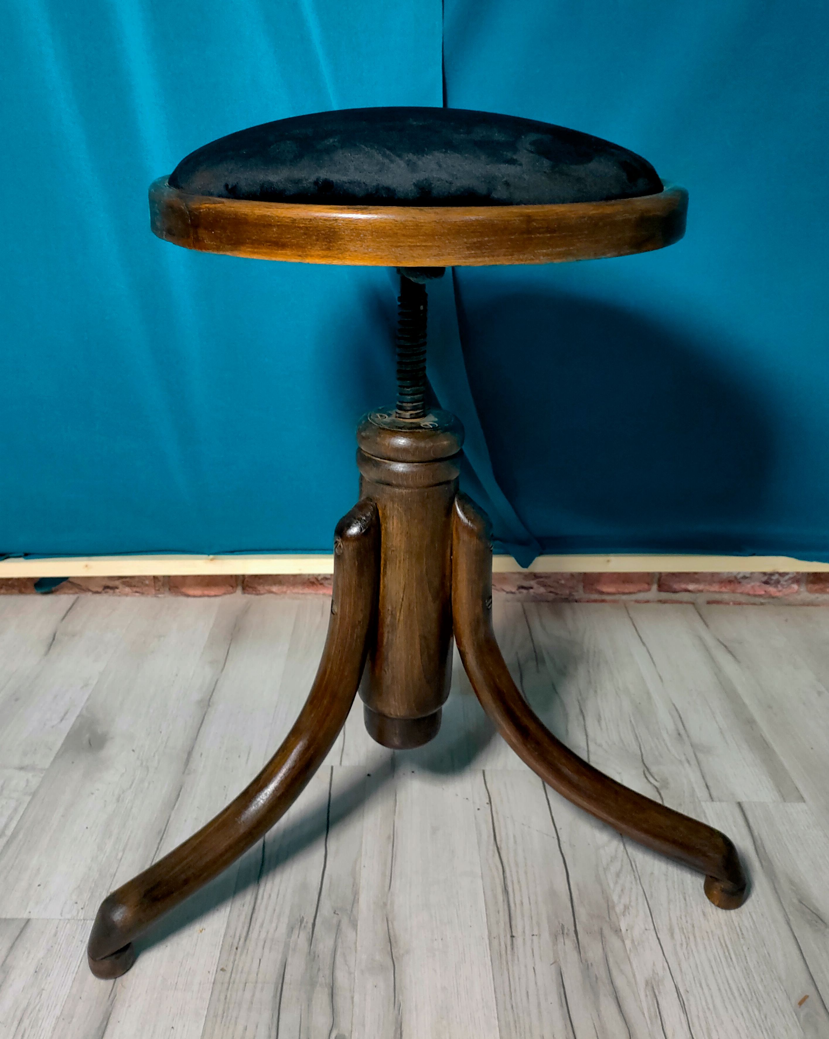 Tabouret rond Angielski Radomsko PRL, années 1960 | Selency