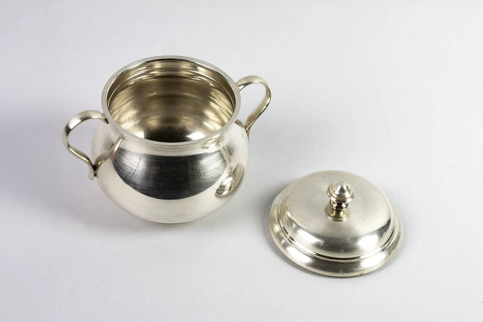 Christofle silver-plated sugar bowl – Bagatelle model (Gallia Collection)