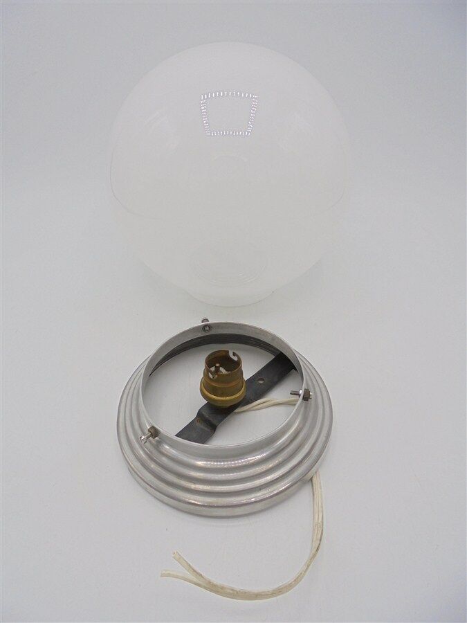 Ceiling light globe