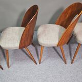 Chaises conçues par Antonín Šuman pour Tatra Nabytok, Tchécoslovaquie des années 1960.