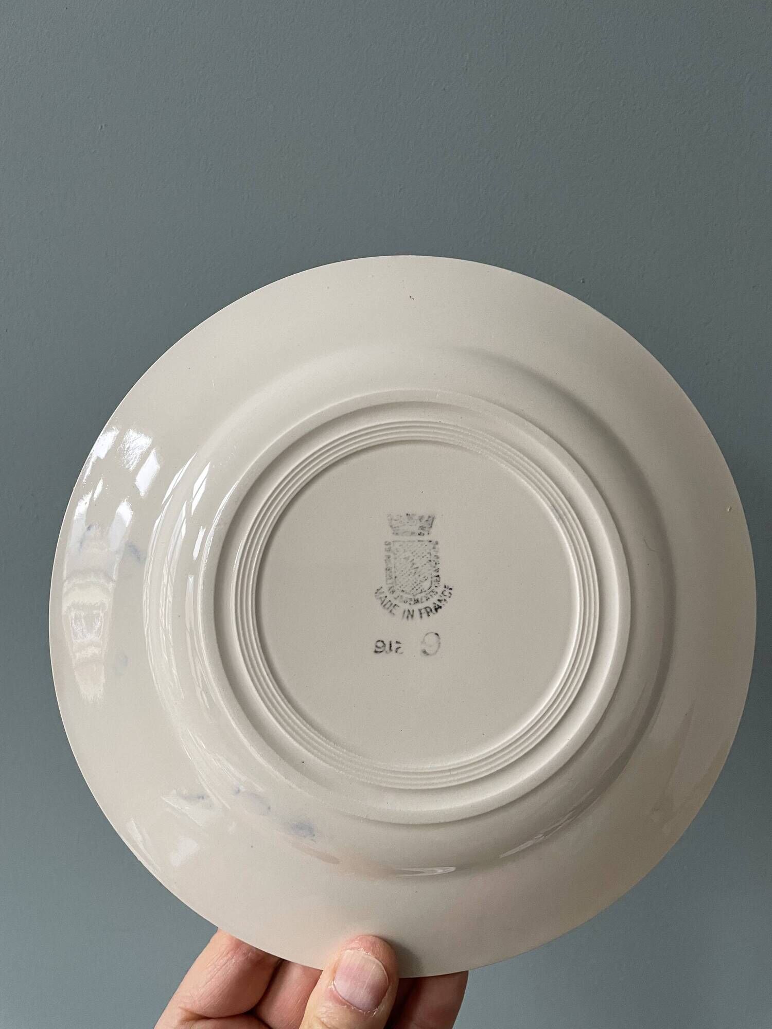 Set of 8 vintage st Amand flat plates made in France