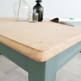 Square table campaign
