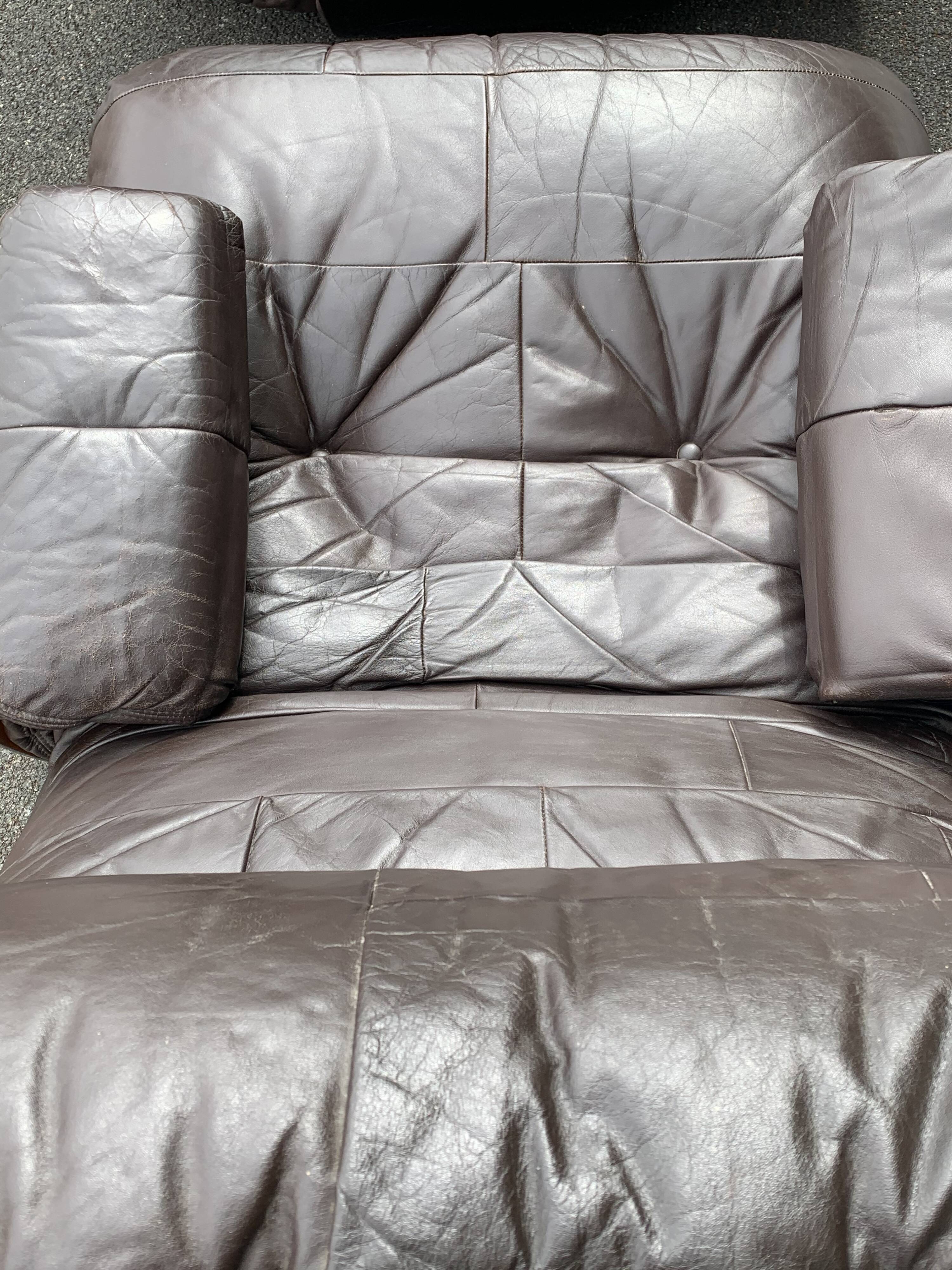 Pair of armchairs and ottoman leather Marsala by Michel Ducaroy for Ligne Roset 1970