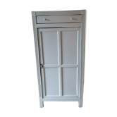 Small Parisian wardrobe redesigned