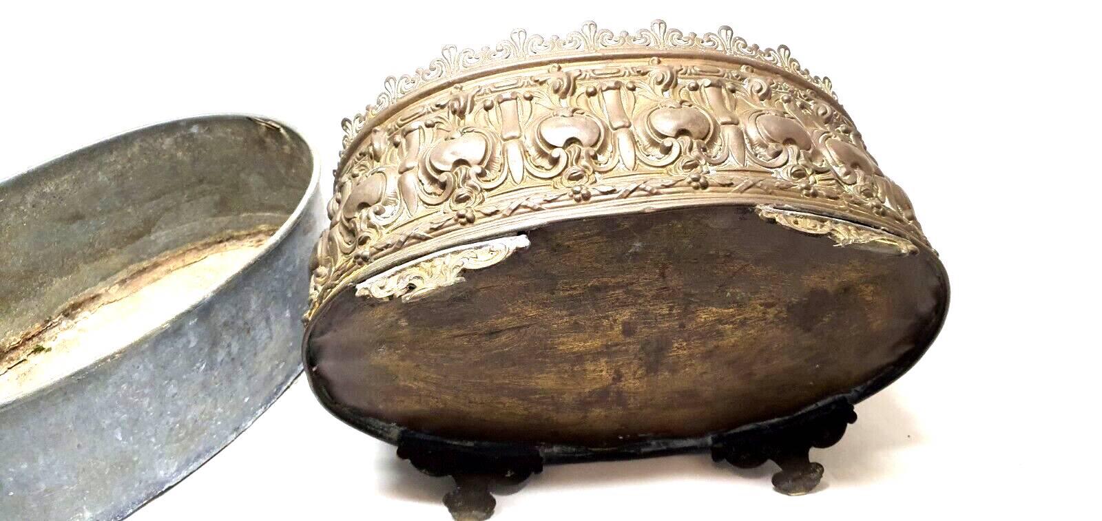 Old planter decorations medallion brass / bronze deco flower garden