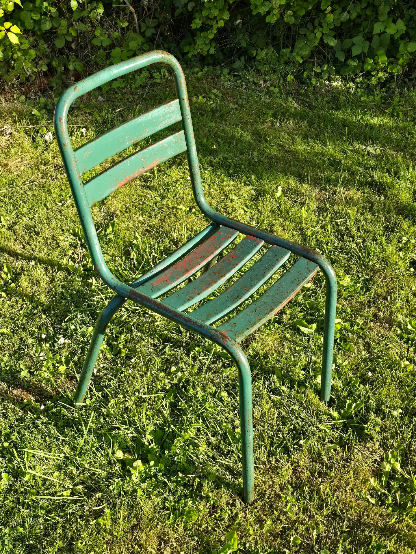 Chaise Tolix verte 1960