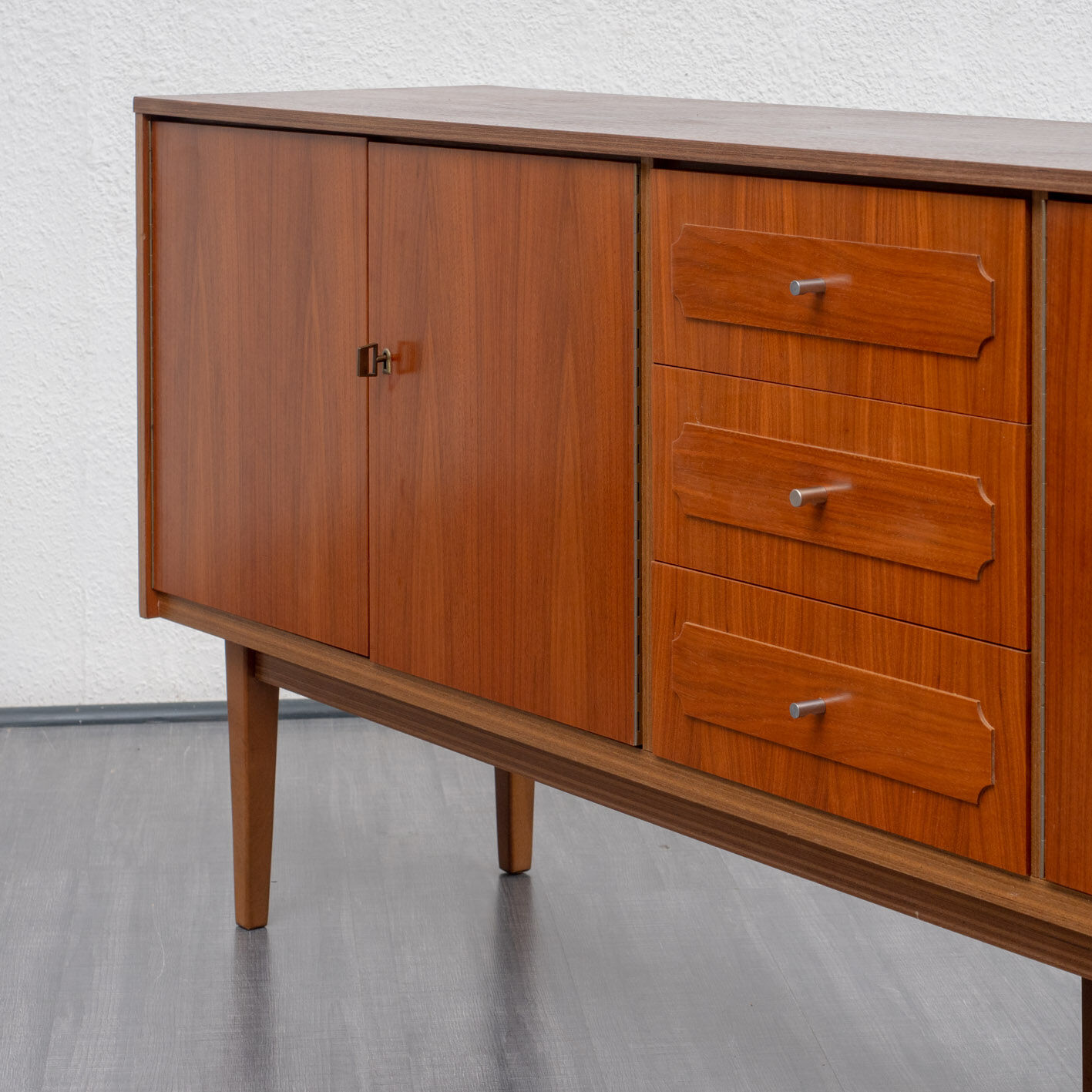 Sideboard in walnut 1960s