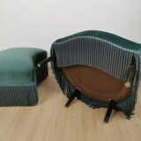 Toad armchair with footrest