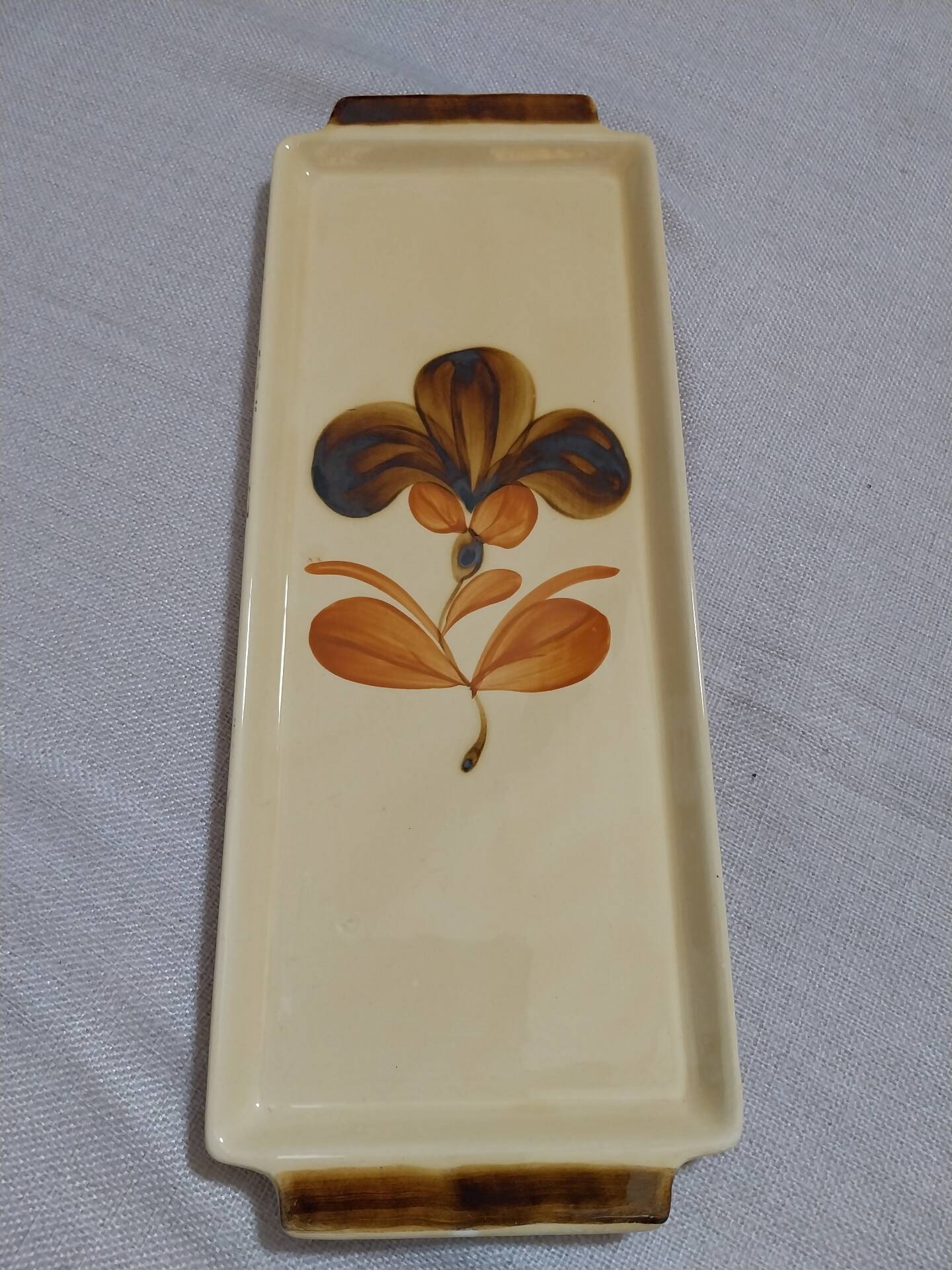 Cake tin