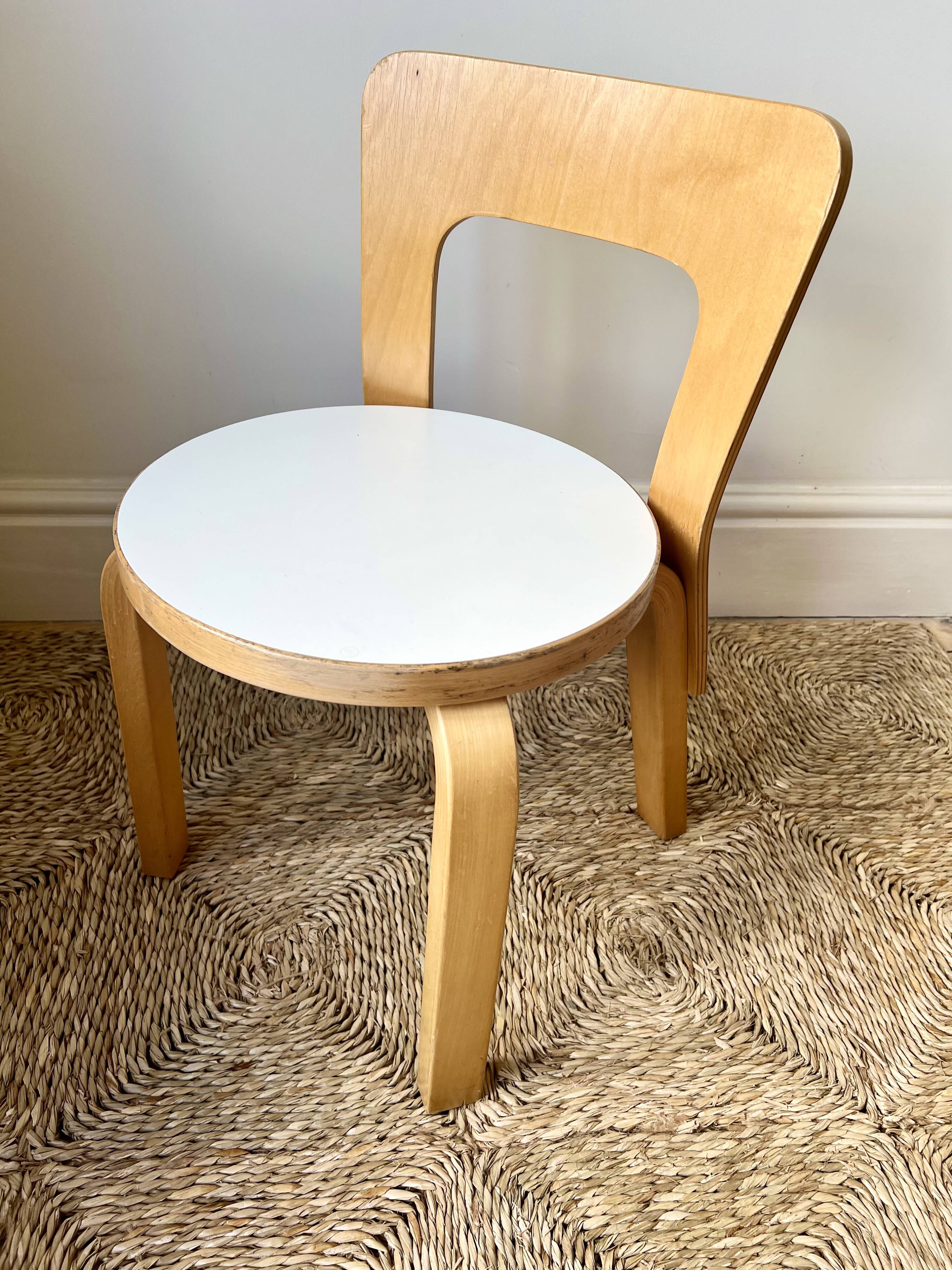 Chaises d'enfants N65 conçues par Alvar Aalto pour Artek, Finlande, 1960-1970