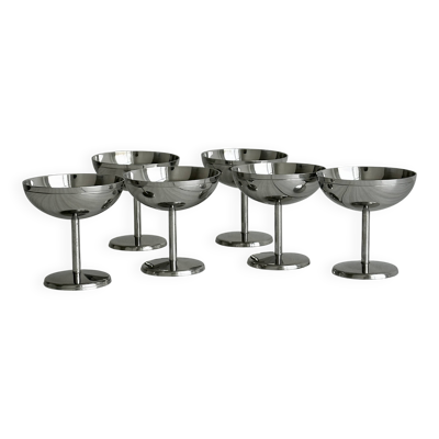 6 petites coupes à dessert en inox sur pied