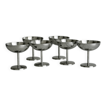 6 petites coupes à dessert en inox sur pied