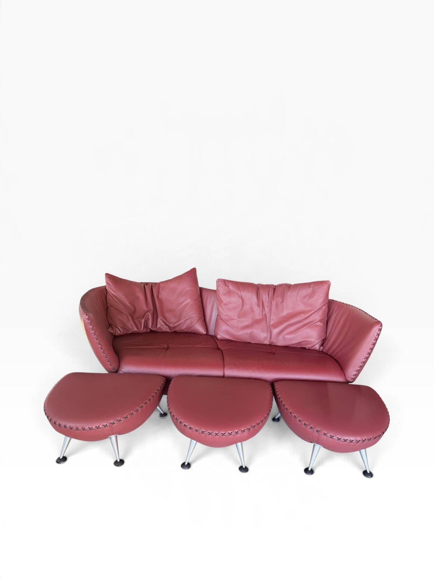 de Sede DS-102 red leather sofa with 3 stools