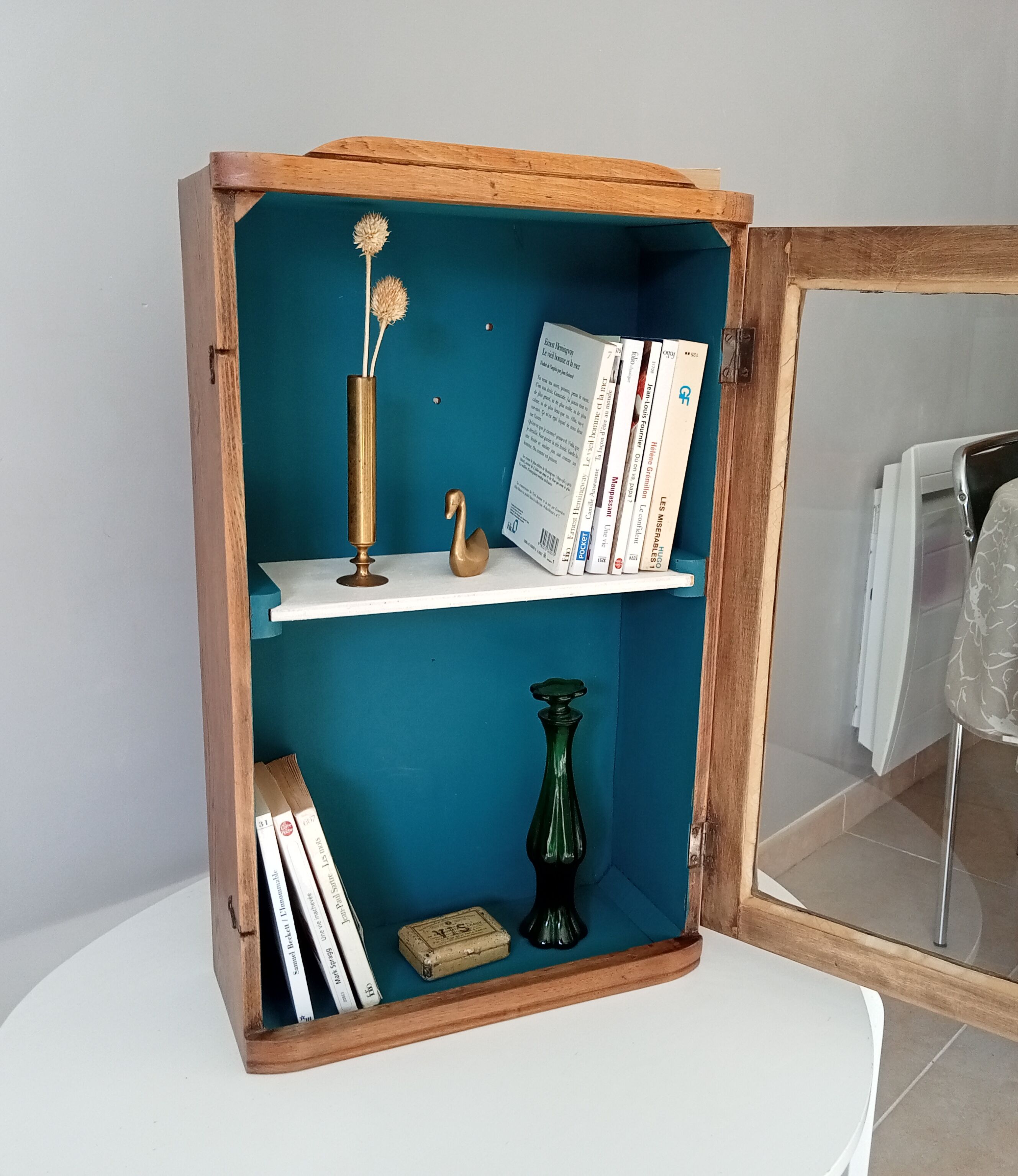 Vintage medicine cabinet in walnut 40/50s