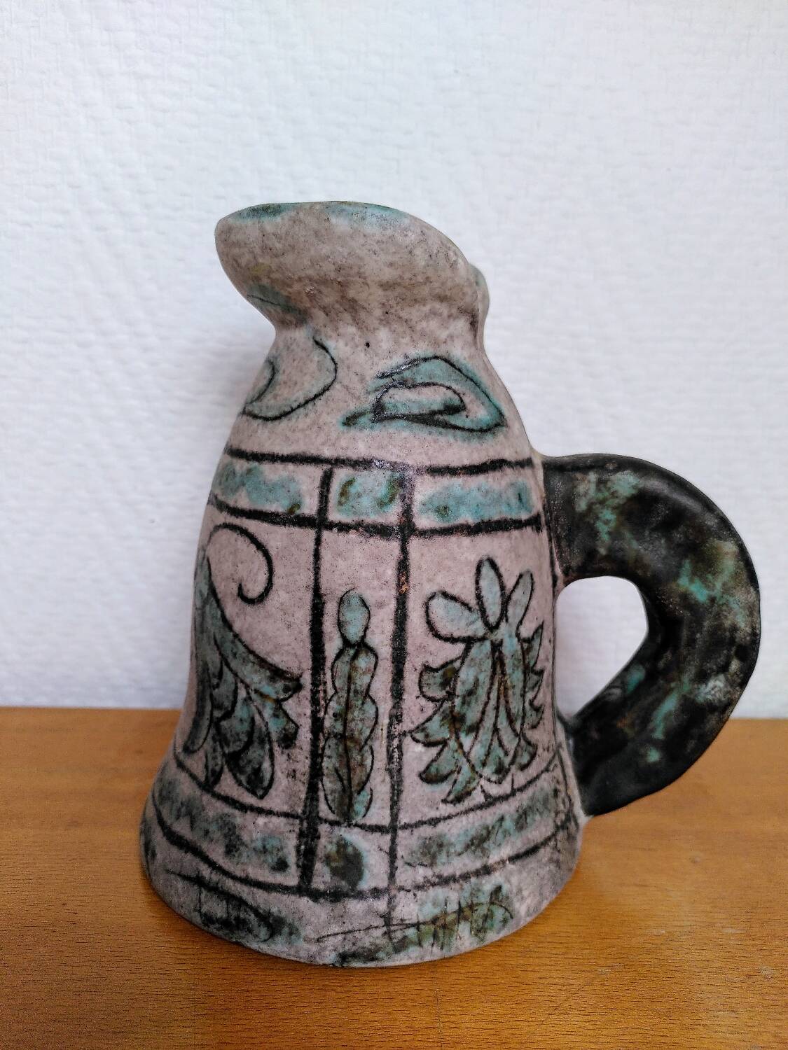 Jérôme Massier ceramic pitcher