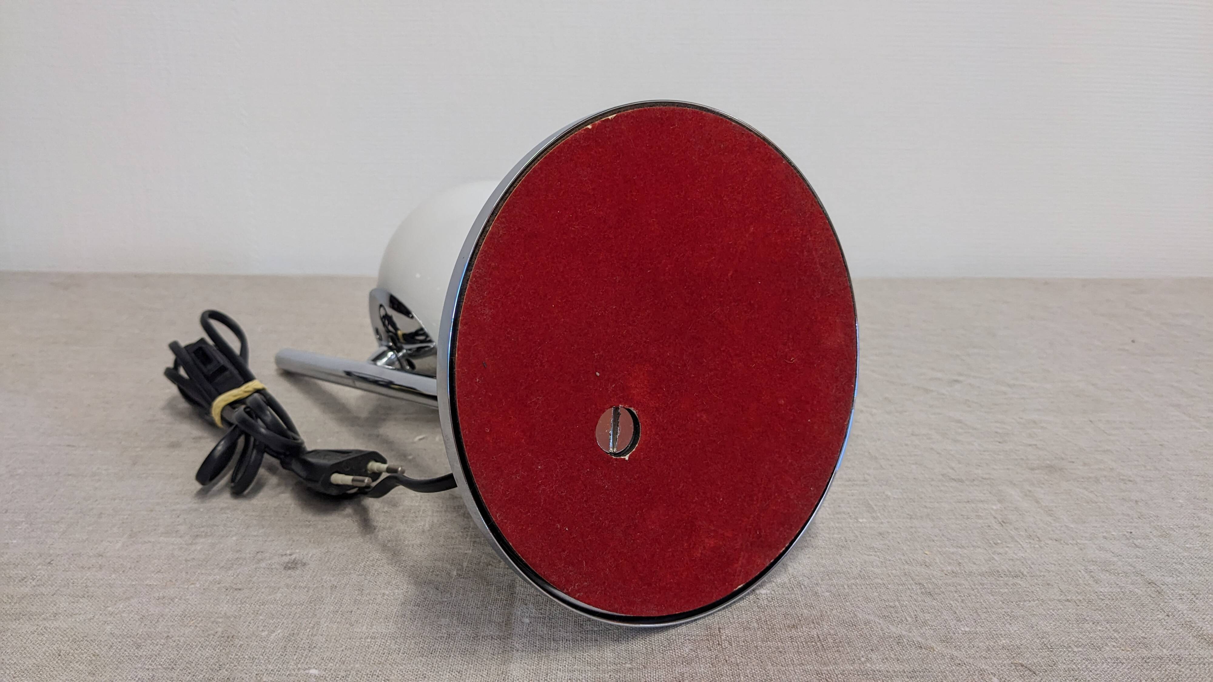 Space age lamp in white opaline from the 60s/70s