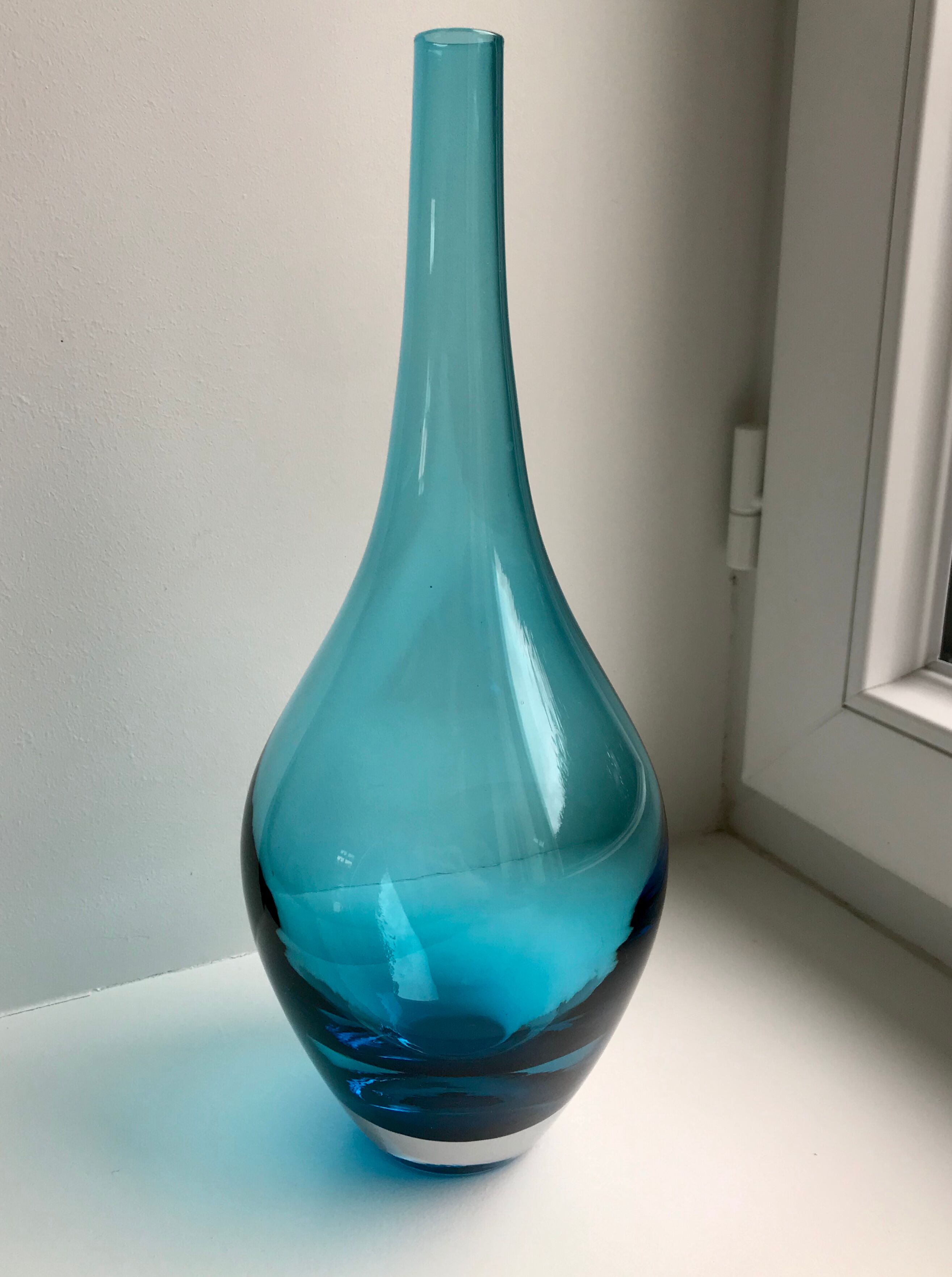 Soliflore / Italian decanter turquoise blue 70s