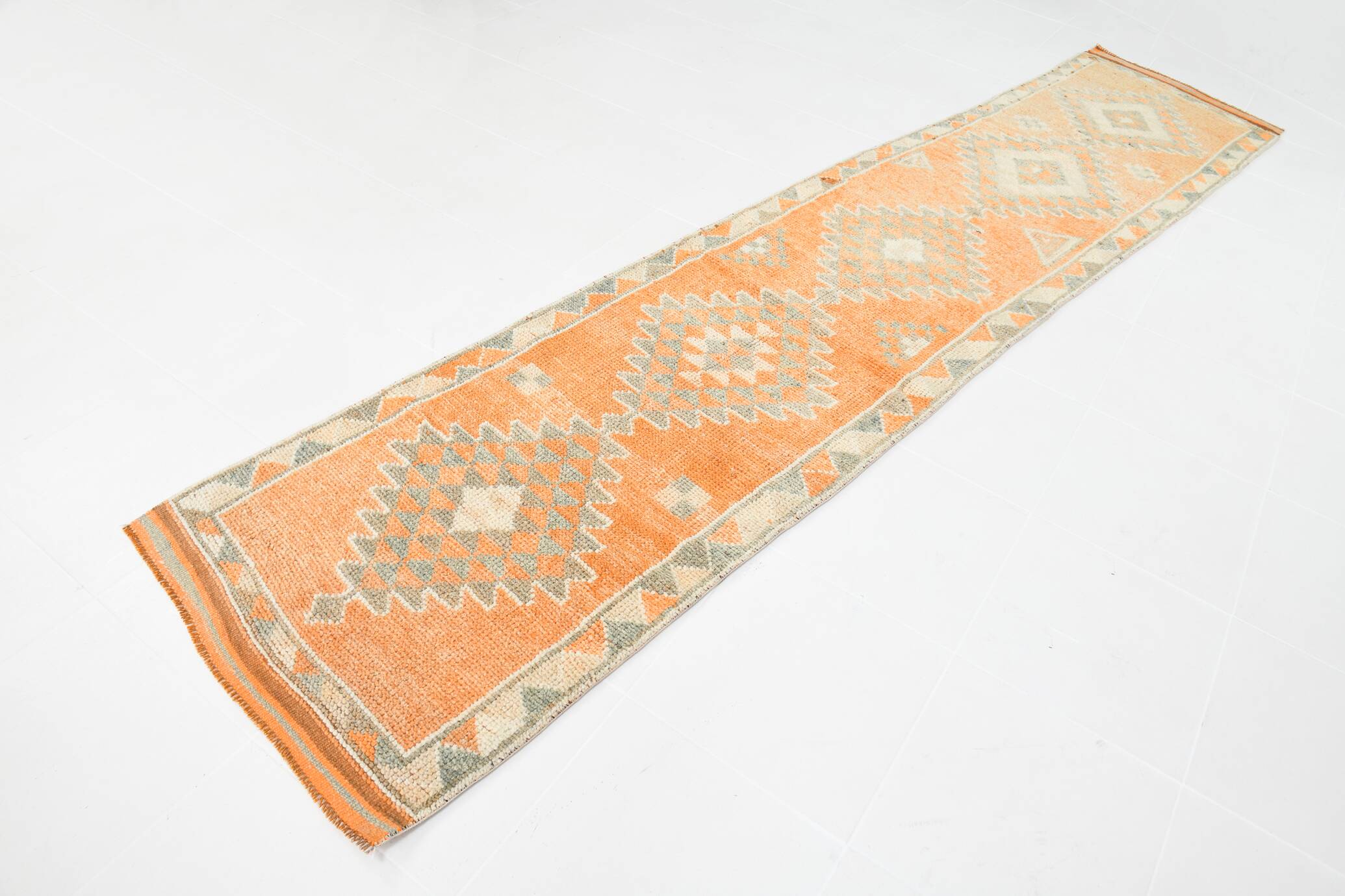 Tapis Kilim Vintage Orange et Beige, Motifs Géométriques Anatoliens