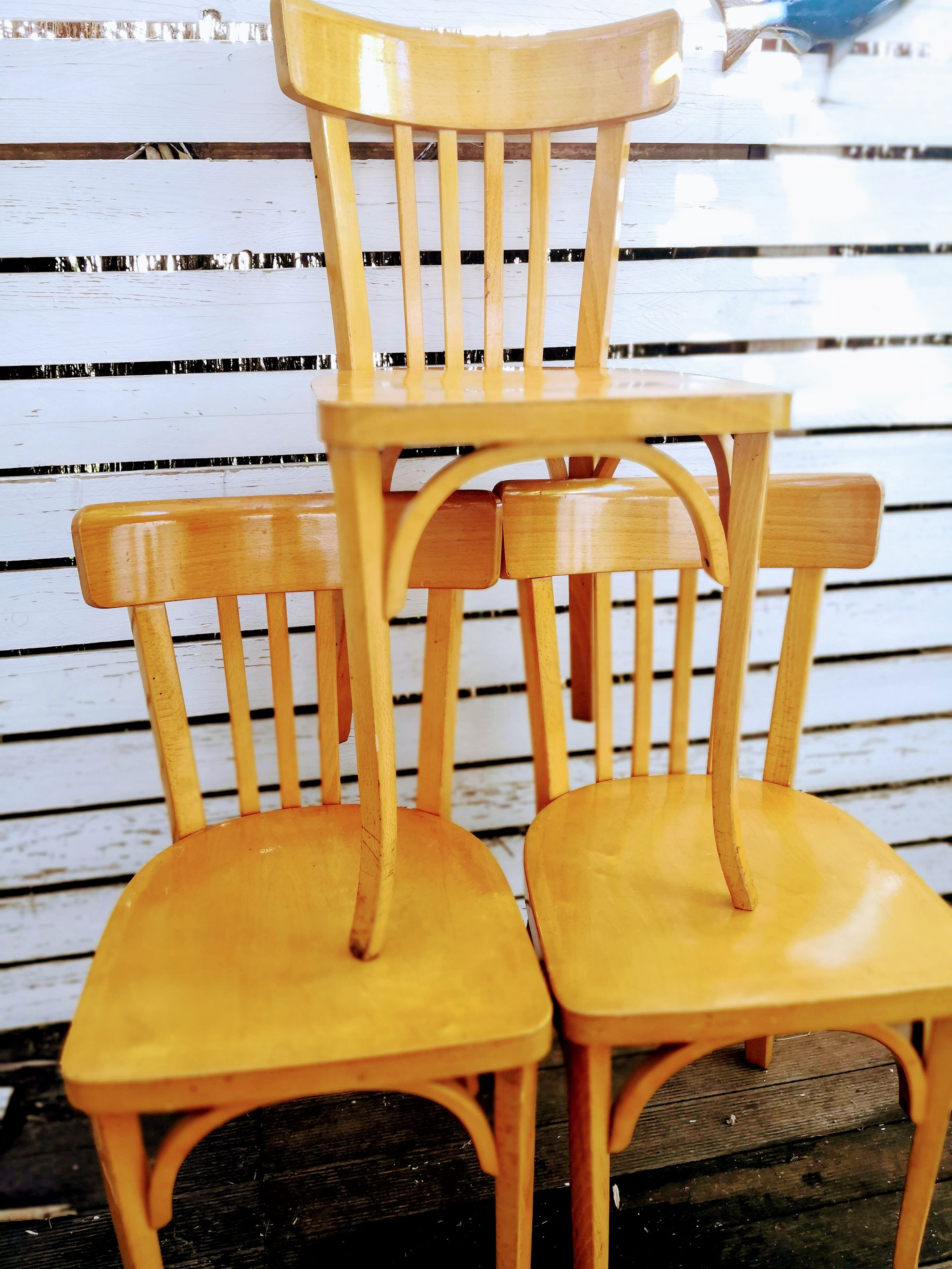 Série de 4 chaises bistrot Baumann