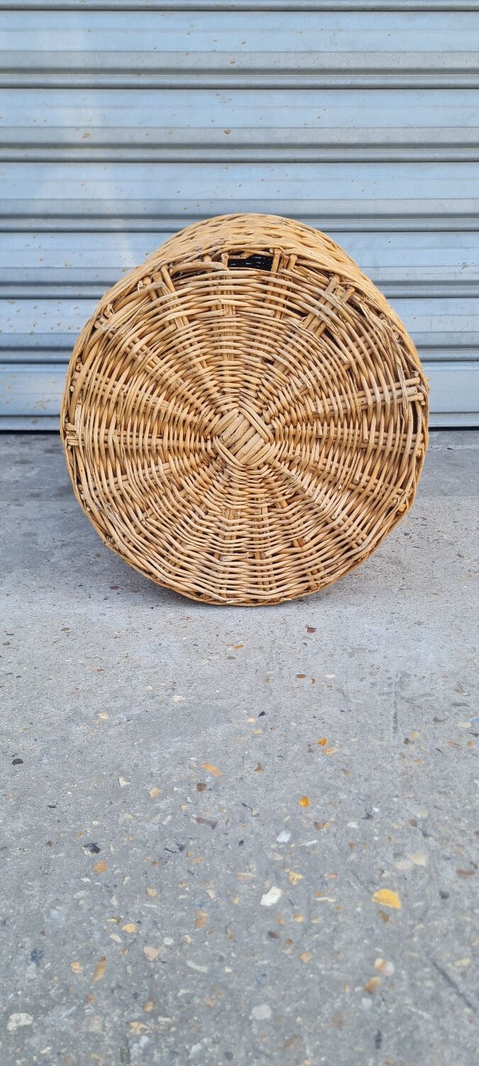 Wicker basket