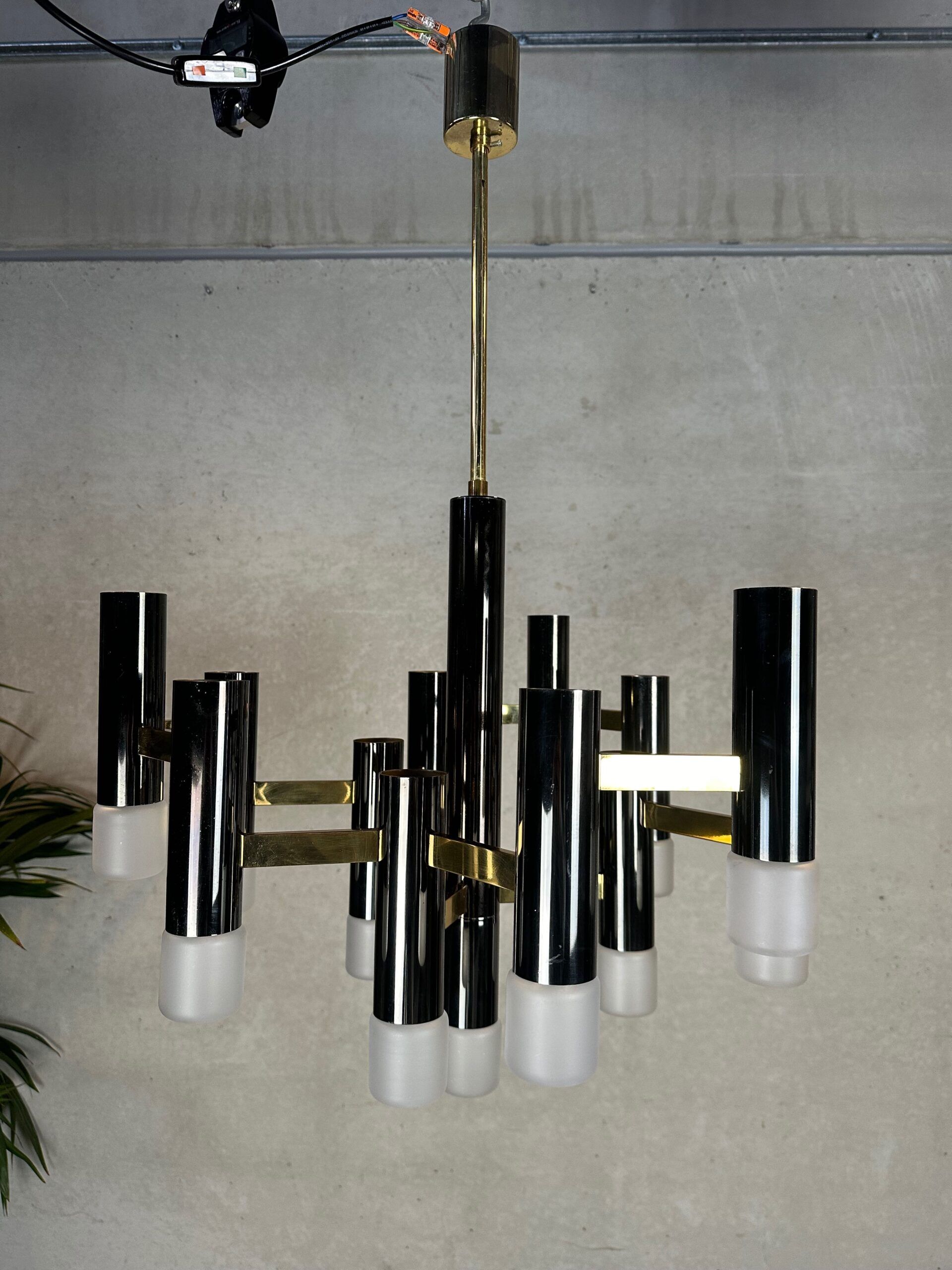 Vintage design 'hexagon' black & gold chandelier – Boulanger