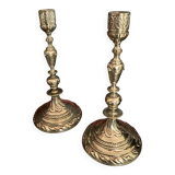 Paire de bougeoirs ou flambeaux - bronze doré.