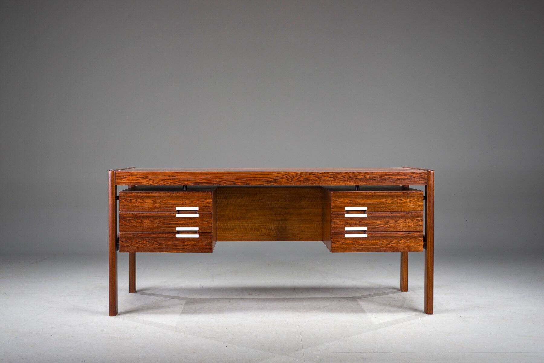 Mid-century modern Danish desk in teak from Dyrlund, 1960s