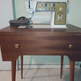 Furniture singer 700 and sewing machine