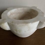 19th-century neo-classical mortar in XXL white marble