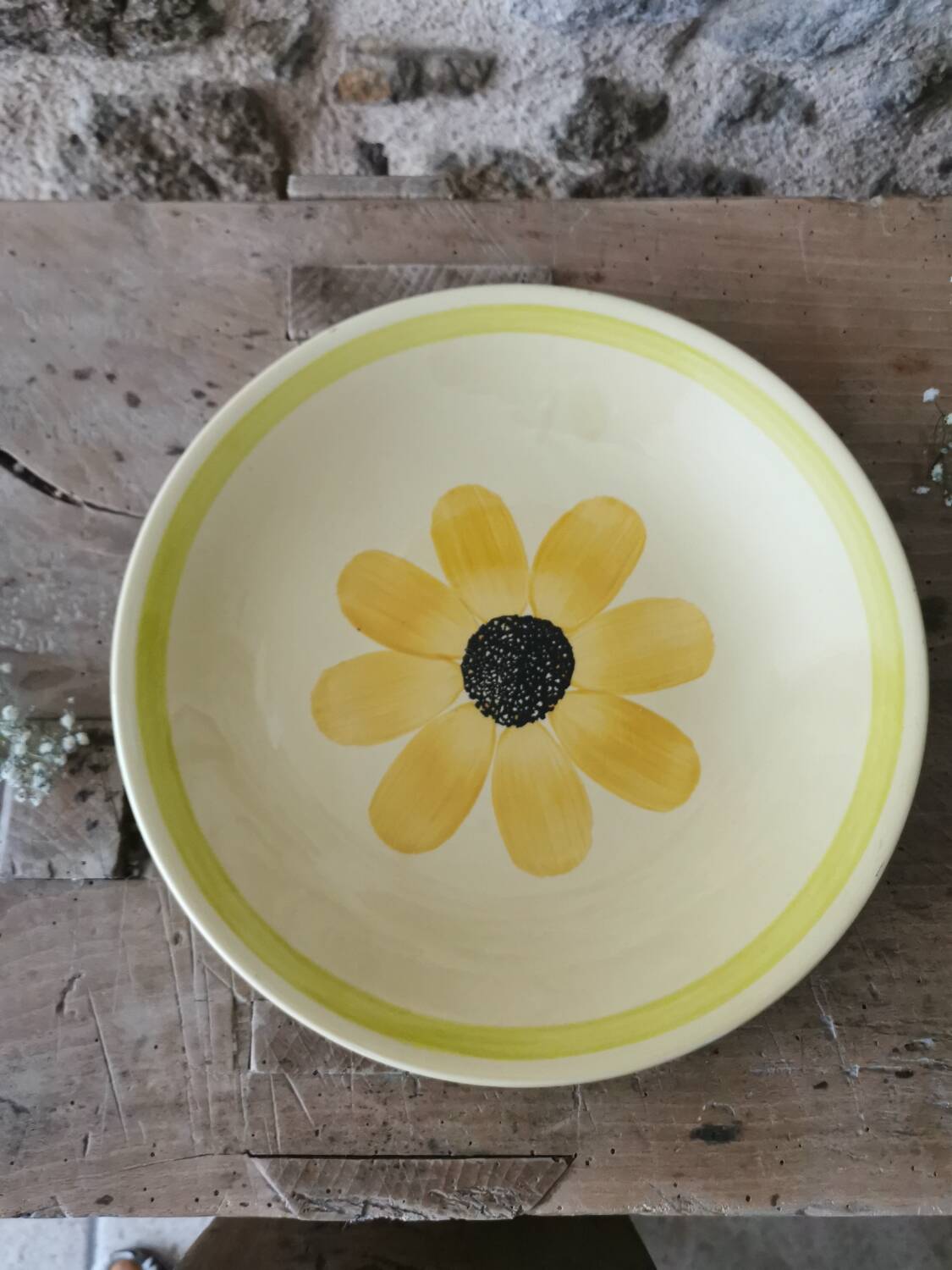 Hollow dish in Gien earthenware, Sunflower