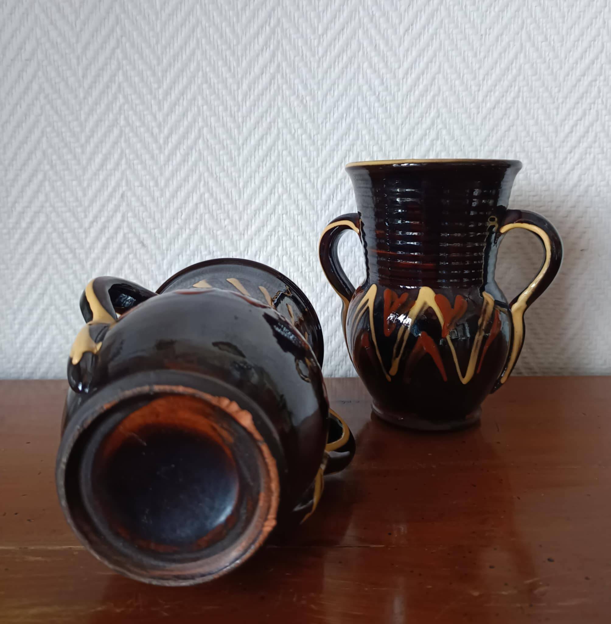 Pair of vintage 1960 ceramic vases