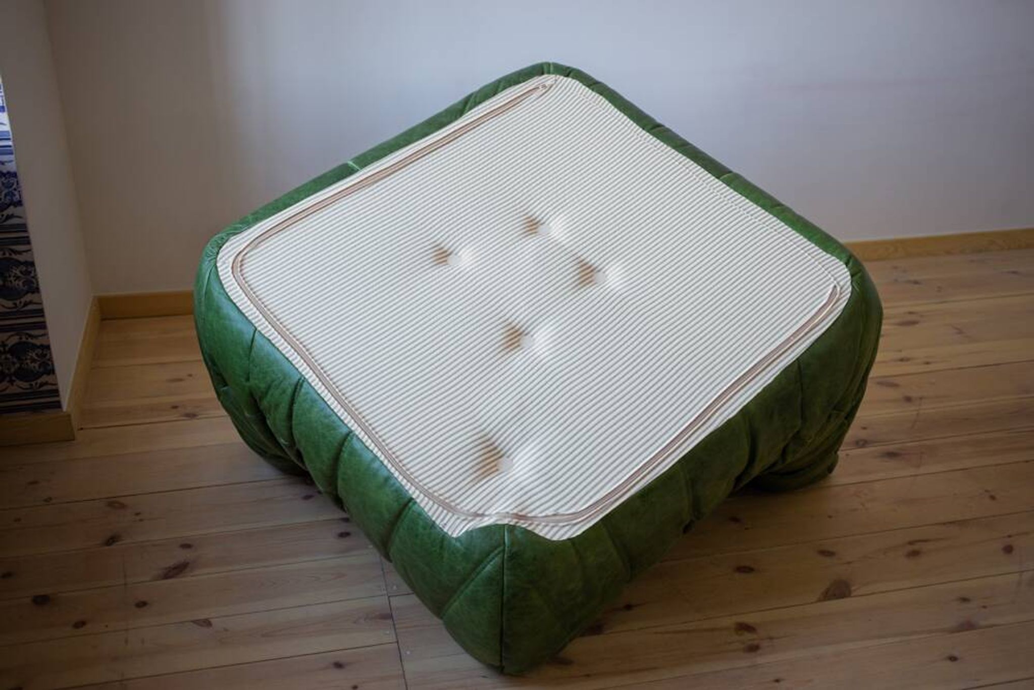 Green leather Togo living room set by Michel Ducaroy for Ligne Roset, 1979, set of 5
