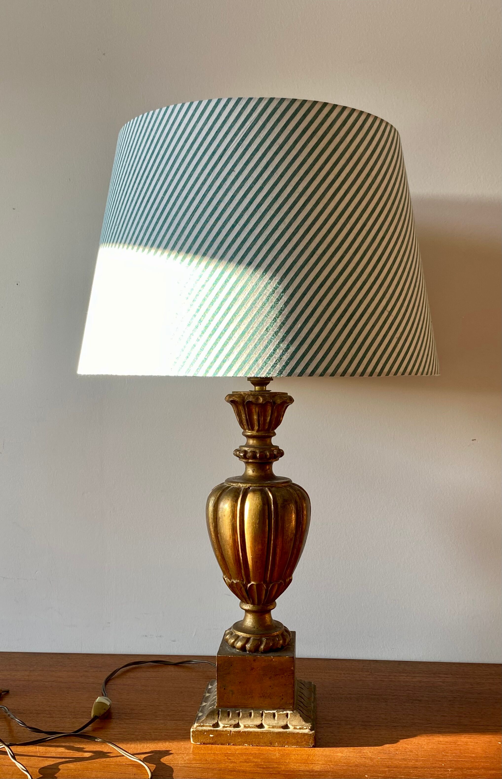 Gilded wooden lamp