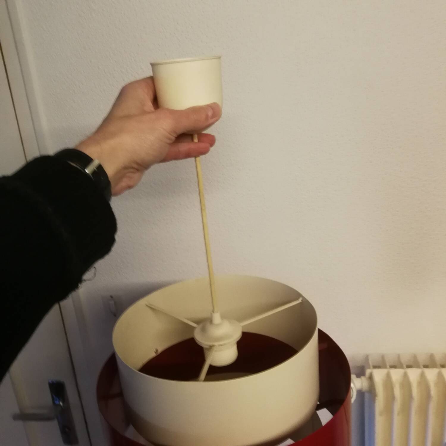 Vintage pendant light in white and red lacquered steel metal from the 70s