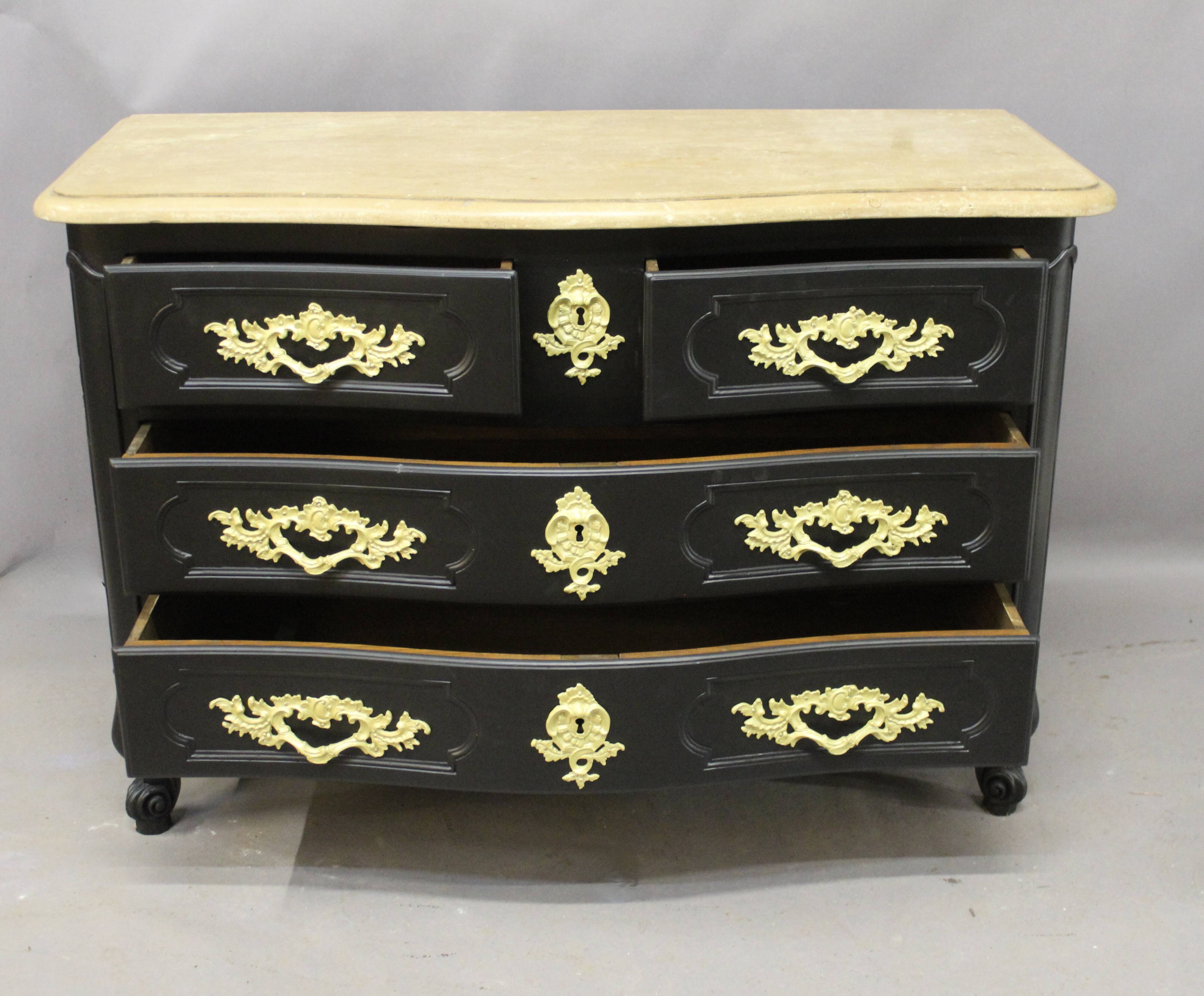 Curved Chest of Drawers in Black Lacquered Finish