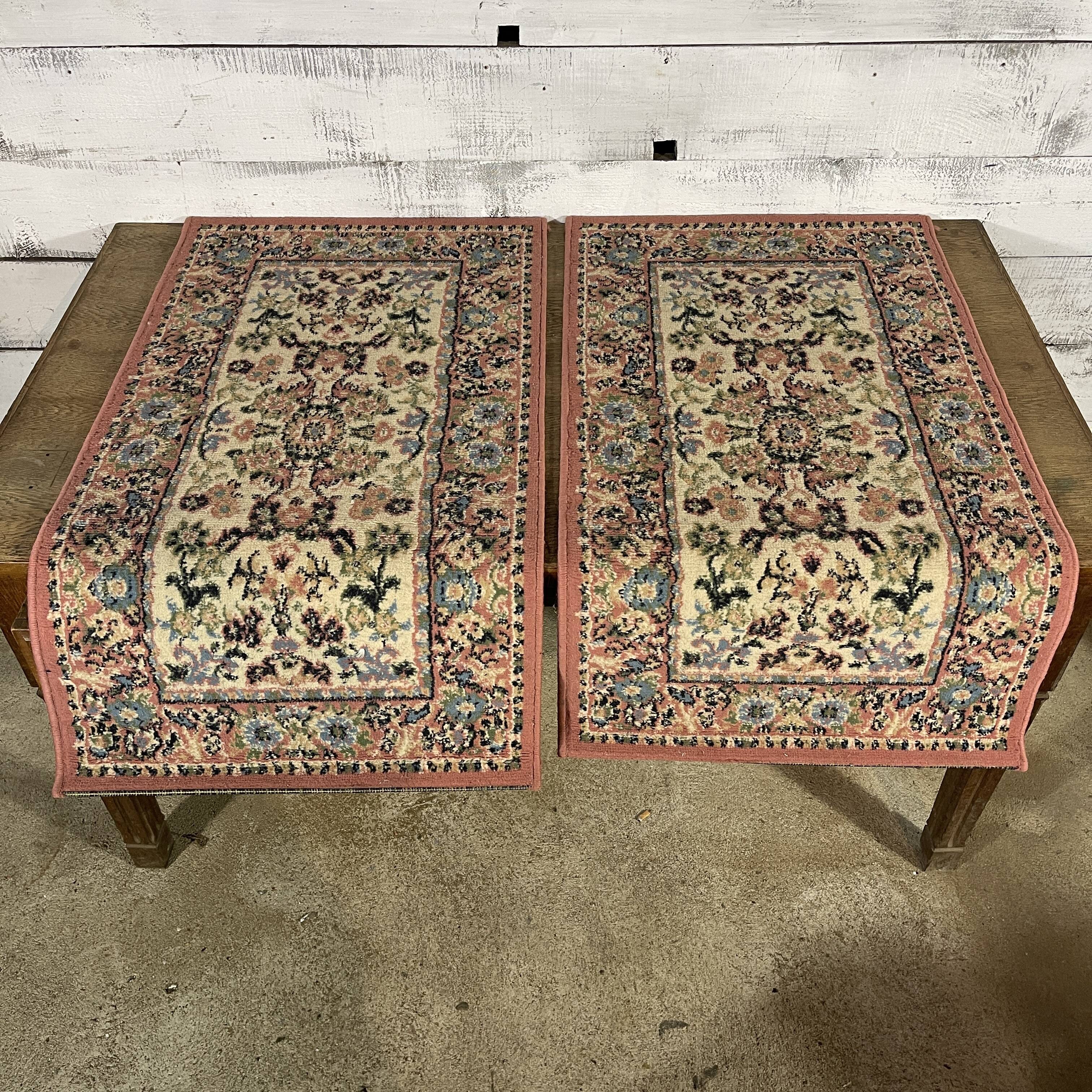 Pair of old rugs 110x60