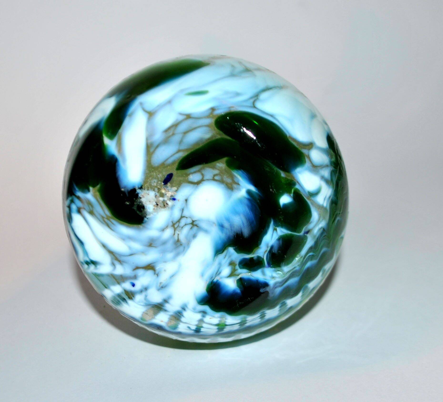 Murano? Modernist green filigree blown glass vase 1960