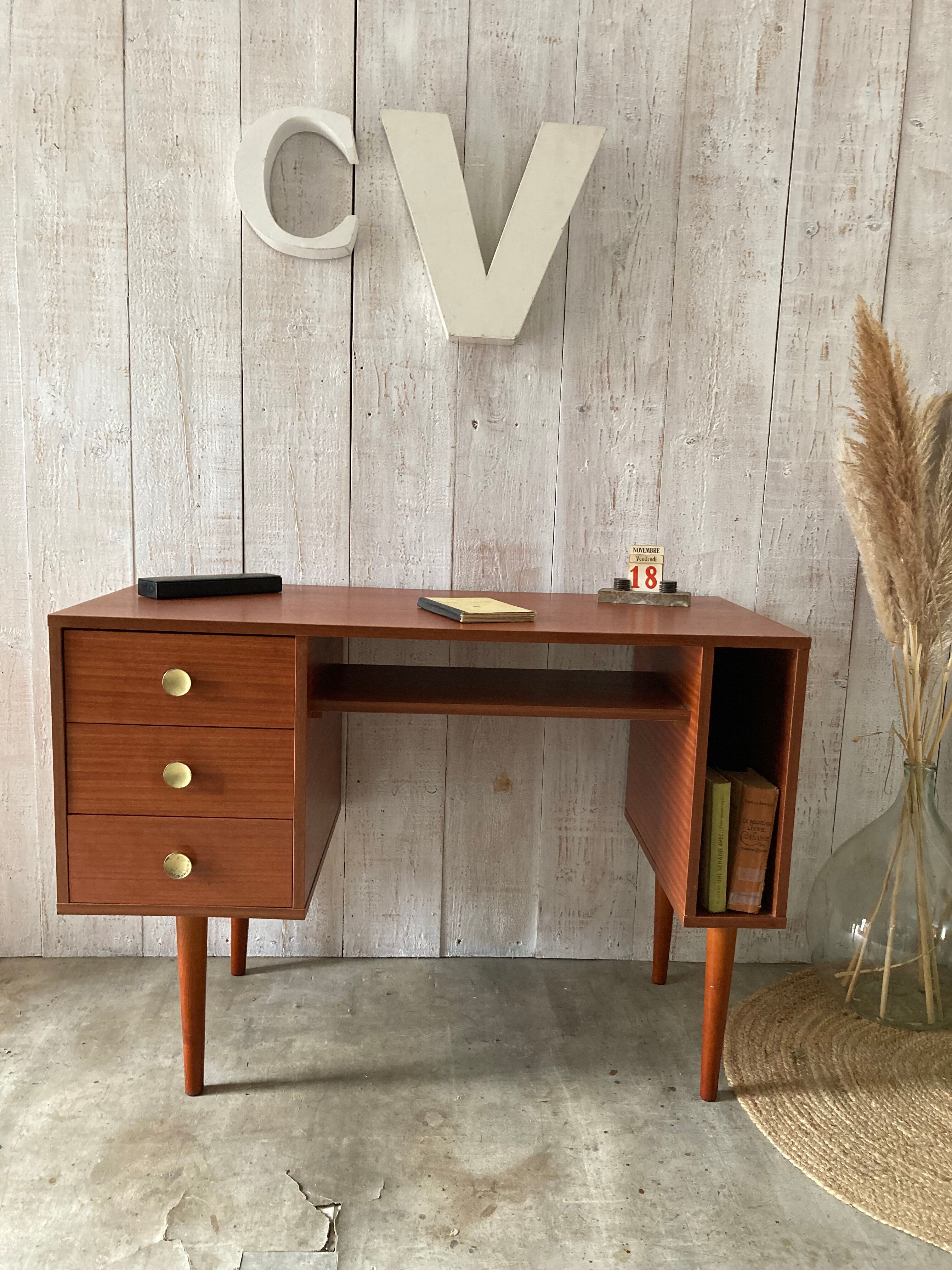 Bureau vintage