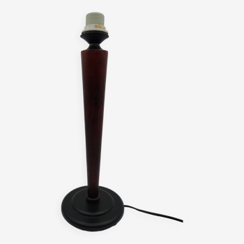 Mazda style lamp with metal base