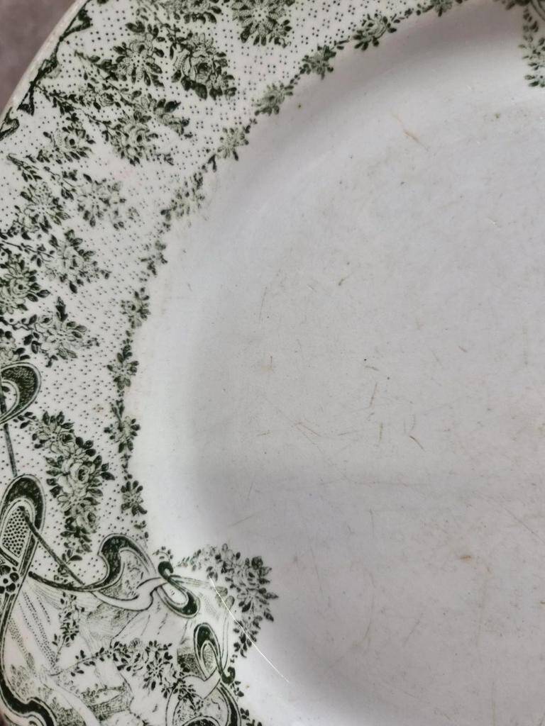 Antique ironstone plate from Creil and Montereau, Compiègne green model.