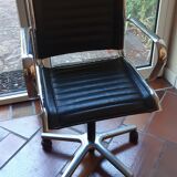 Desk chair